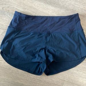 NWOT lululemon high rise speed up short 2.5’ inseam